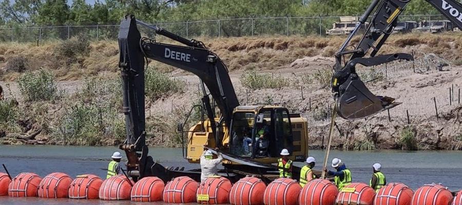 Recrimina AMLO amparo de Texas para no retirar boyas del río Bravo