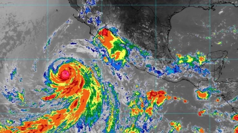 Huracán ´Jova´ alcanza categoría 5; deja lluvias en el occidente