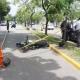Motociclista derrapa y muere al golpearse contra árbol en Paseo Tabasco