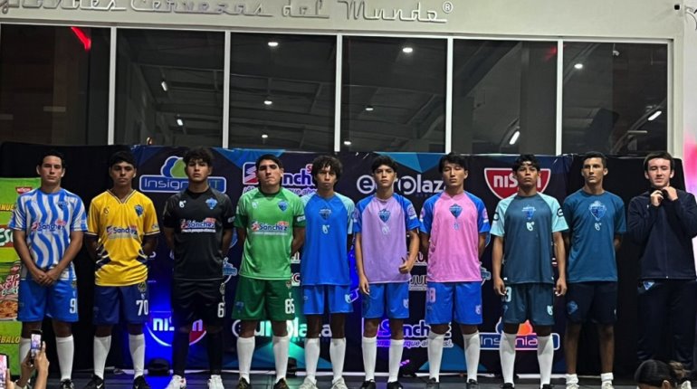 Deportivo Napoli Tabasco presenta uniformes para la temporada 2023-24 de la Liga TDP