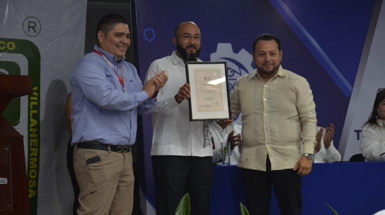 Obtiene Tec de Villahermosa certificado como miembro de la academia Huawei