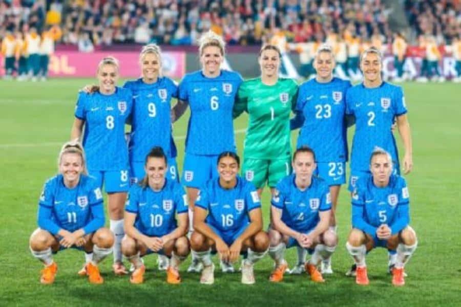 Protestan seleccionadas de Inglaterra por no recibir bonos en Mundial