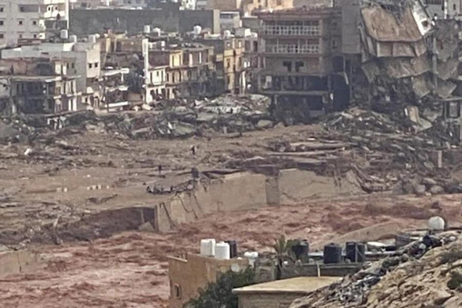 Más de 2 mil muertos y 10 mil desaparecidos deja inundaciones en Libia