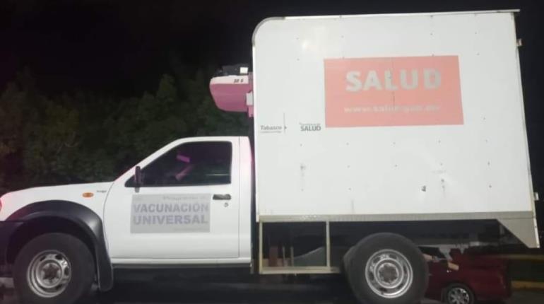 Roban camioneta con 11 mil vacunas de VPH en Loma de Caballo