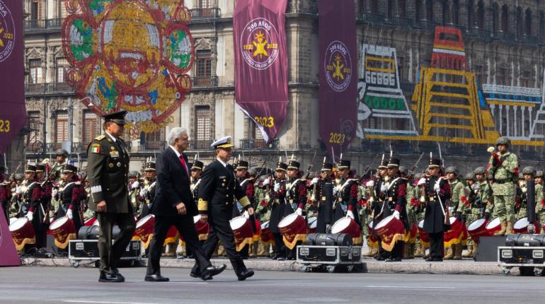 Fuerzas Armadas refrendan lealtad a mexicanos en el marco del desfile por inicio de la Independencia