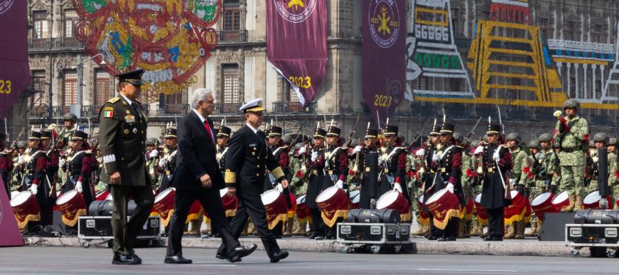 Fuerzas Armadas refrendan lealtad a mexicanos en el marco del desfile por inicio de la Independencia