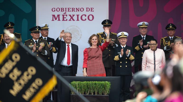 Reconoce AMLO a Fuerzas Armadas tras conmemorar el 213 aniversario del inicio de la Independencia 