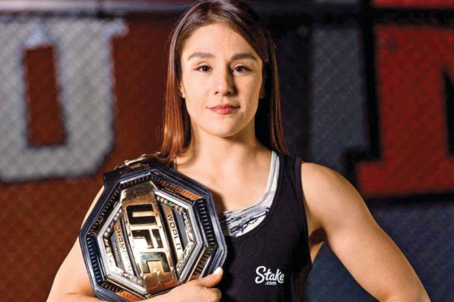 Mexicana Alexa Grasso retuvo cinturón de UFC tras empatar con Valentina Shevchenko