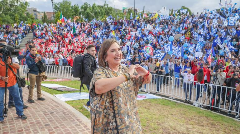 Niega juez a Xóchitl suspensión contra Víctor Hugo Romo tras ataques por Casa Roja