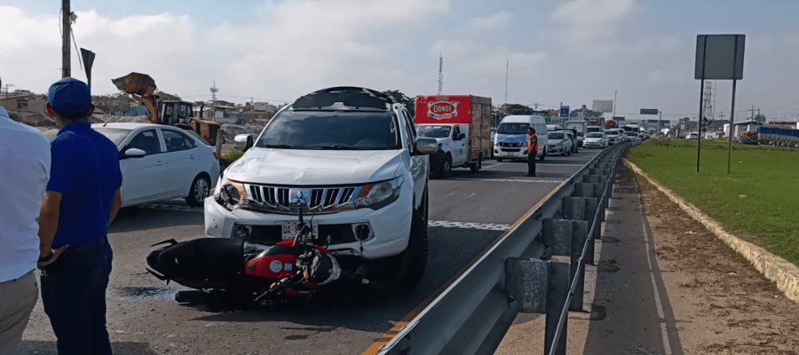 Se accidentan motociclistas en la Villahermosa-Frontera