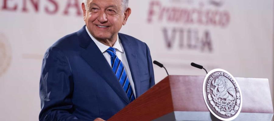 Desde mañanera AMLO felicita a Telereportaje por su 65 aniversario