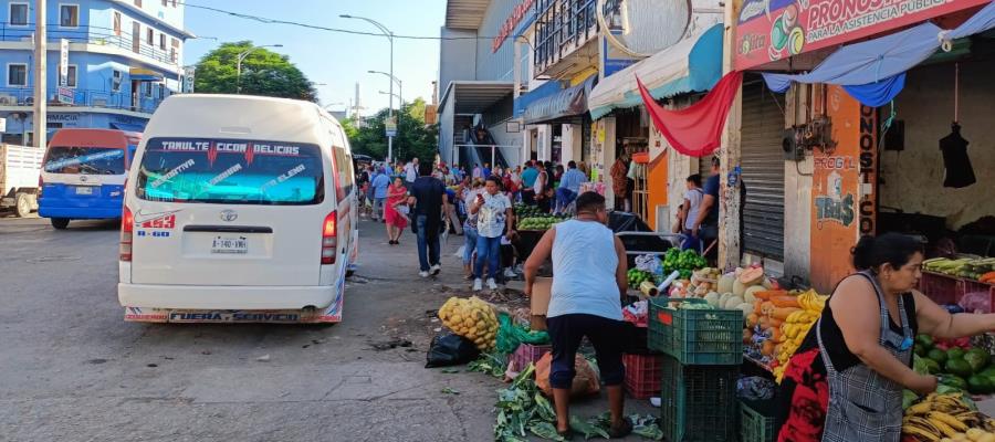 Regresan ambulantes a zona del "Pino Suárez"; el lunes tendrán reunión en Segotab