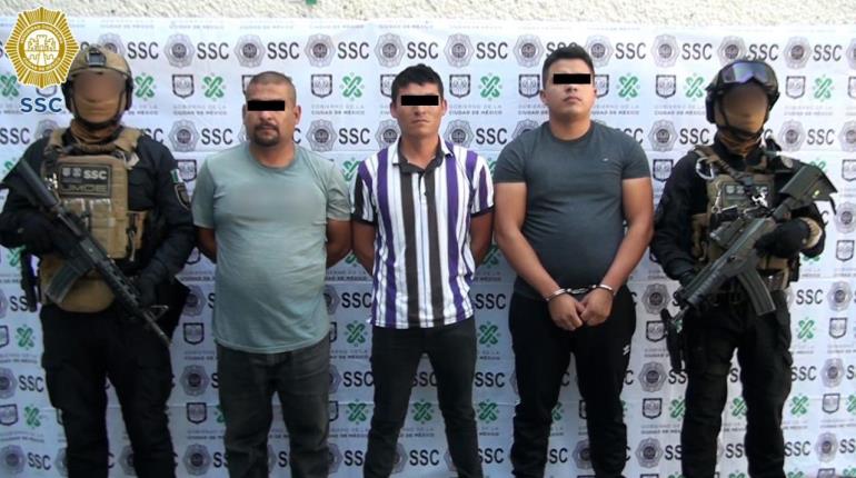 Aseguran a tres sujetos con 37 paquetes de cocaína en CDMX