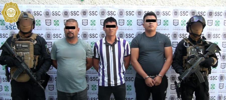 Aseguran a tres sujetos con 37 paquetes de cocaína en CDMX