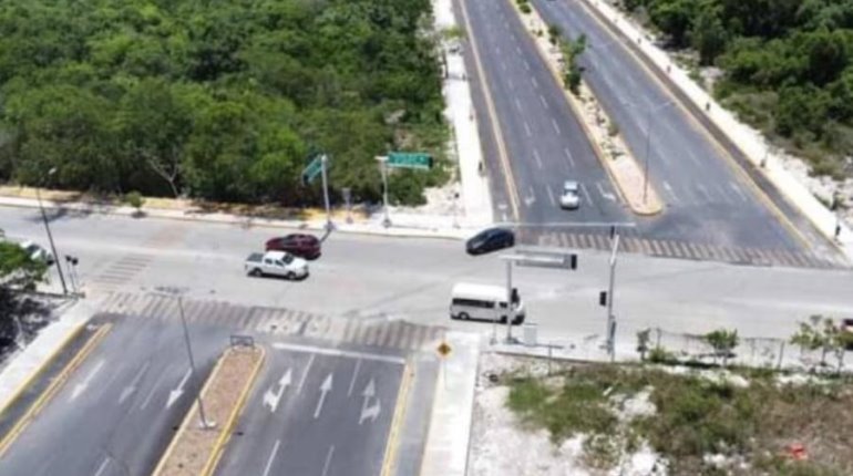 "Carretera chueca" de Playa del Carmen, fue construida por gobierno panista: Gobierno de México