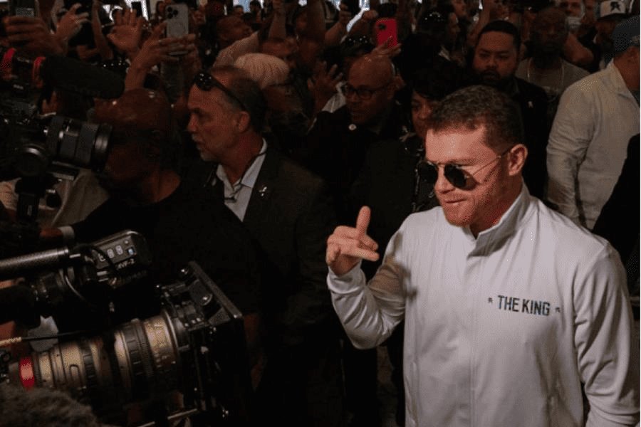 Canelo Álvarez y Jermell Charlo ya llegaron a Las Vegas para pelea del sábado