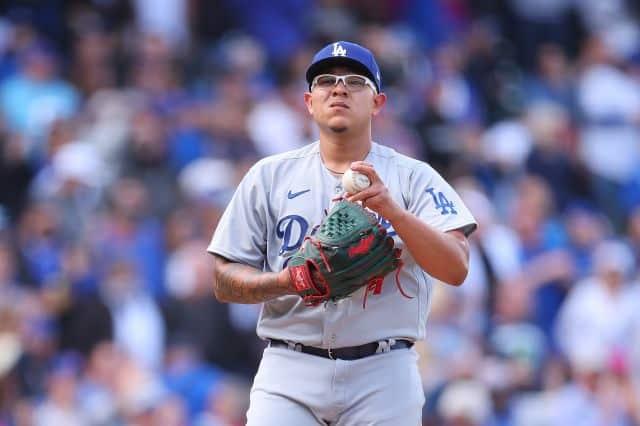 Julio Urías iría a jugar a Japón con contrato de 3 años y 60 mdd