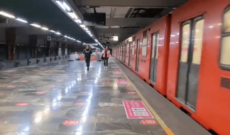 Denuncian a sujeto que presuntamente fumaba marihuana en vagón del Metro de CDMX