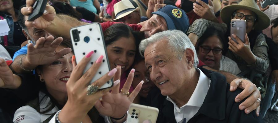 Va AMLO por nuevo aumento al salario y pago mensual de la Pensión para Adultos Mayores