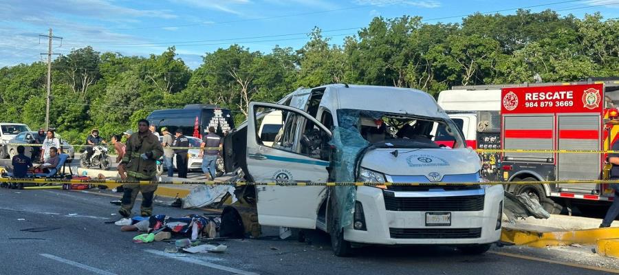 Accidente en la carretera Playa del Carmen-Tulum deja un saldo de siete muertos y 12 heridos