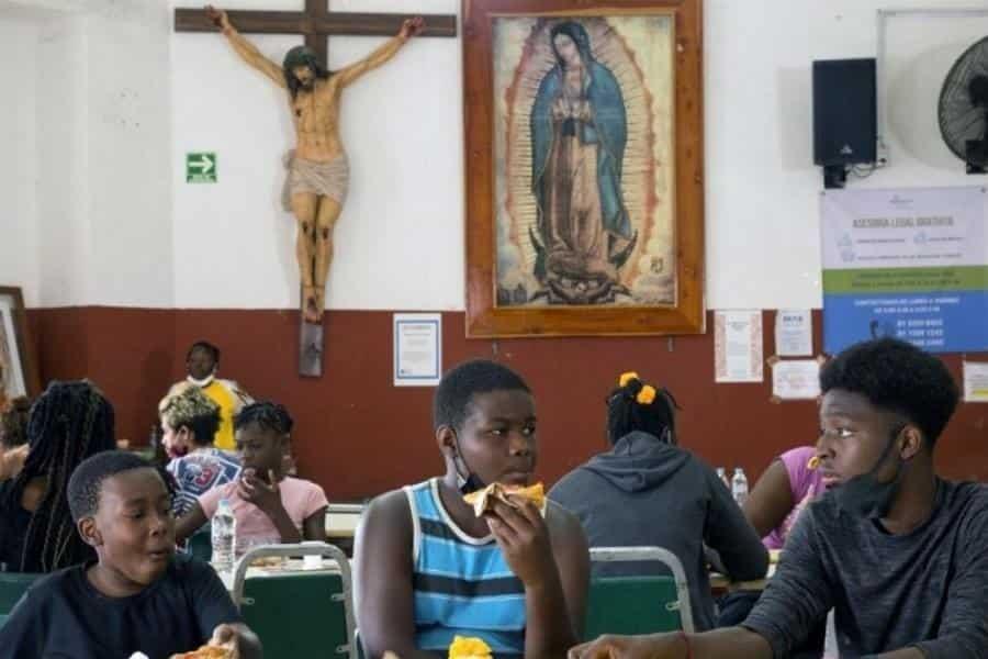 Pide Iglesia Católica a las autoridades generar más espacios para migrantes