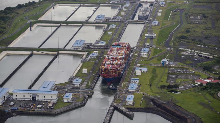 Pega sequía al Canal de Panamá; reducirá sus cruces diarios en noviembre