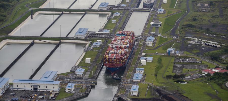 Pega sequía al Canal de Panamá; reducirá sus cruces diarios en noviembre