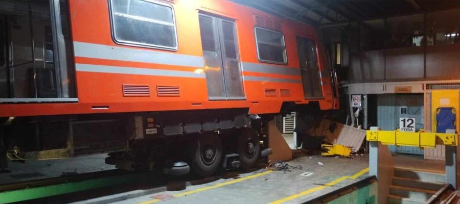 Se estrella vagón del Metro de CDMX; conductora resulta herida 