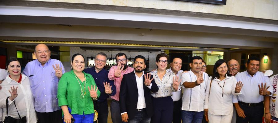 CEN de Morena presenta a aspirantes al Gobierno resultados de encuestas de reconocimiento