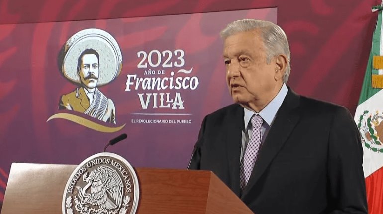 Insiste AMLO con llamado a aspirantes morenistas a no usar espectaculares como propaganda