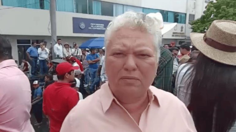 Desiste María Estela de la Fuente a precandidatura en Morena, para apoyar a su hermana