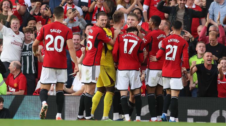 Venden el 25% de acciones del Manchester United a empresa petrolera