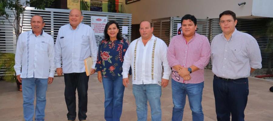 Raúl Ojeda y Yolanda Osuna se reúnen con la cúpula empresarial de Tabasco