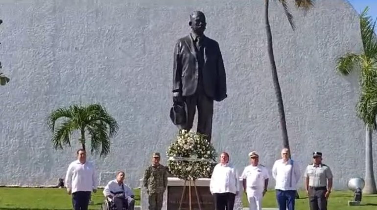 Con llamado a la unidad conmemoran en Tabasco 53 aniversario luctuoso de Lázaro Cárdenas