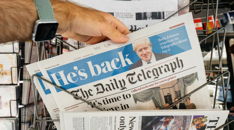 Por fuertes deudas ponen a la venta el The Daily Telegraph, emblemático medio británico