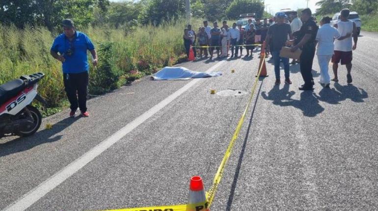 Comerciante de Centla derrapa en su motocicleta y pierde la vida