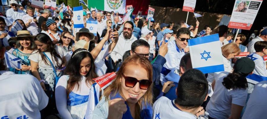 Protestan en CDMX para pedir liberación de mexicanos retenidos por Hamás