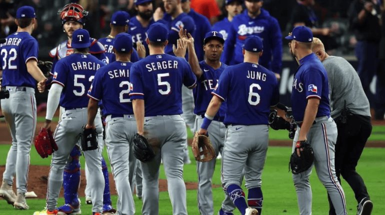 Rangers van a la Serie Mundial; Astros se despiden de la temporada