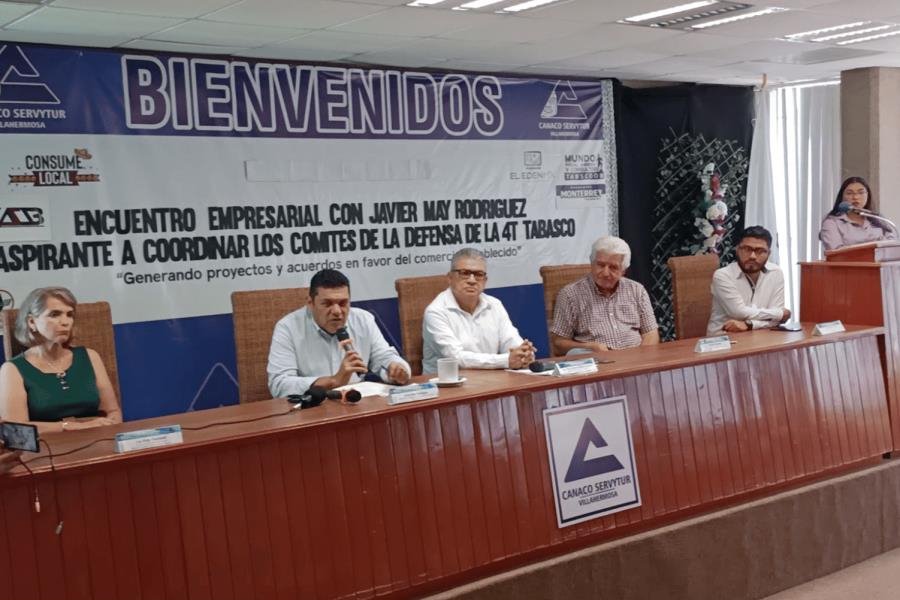 Exponen empresarios de Canaco Villahermosa a May problema de impuestos excesivos en municipios