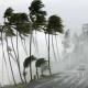 Se degrada Otis a tormenta tropical, pero deja a miles en Acapulco sin luz, teléfono ni internet