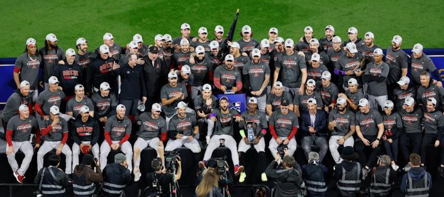 AMLO se define por los Arizona Diamondbacks en la Serie Mundial