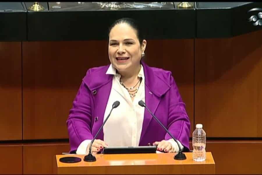 Mónica Fernández aclara motivo de licencia al Senado