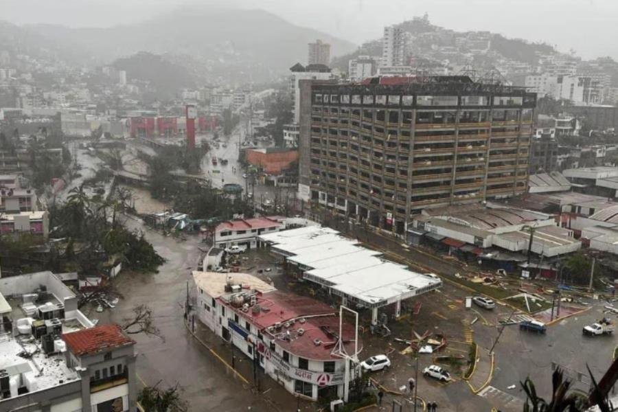 Instruye gobernador Merino instalación de centros de acopio para ayudar a afectados por huracán ´Otis´