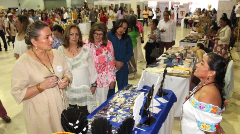 Inaugura presidenta del DIF Tabasco Expo Mujer Emprende