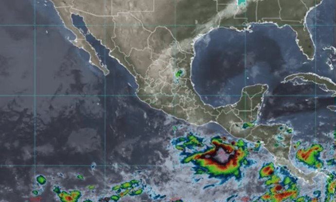 Bajo vigilancia 4 zonas de baja presión que podrían convertirse en ciclones tropicales y amenazar a México