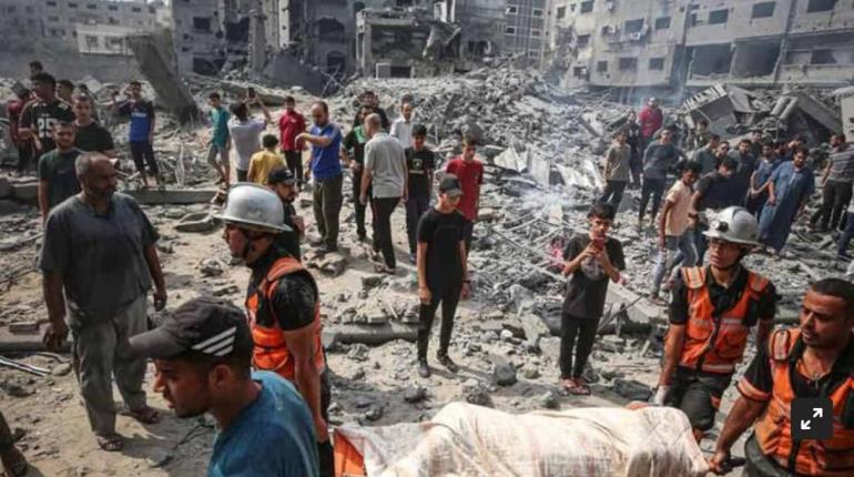 Sube a 8 mil, cifra de muertos por bombardeos de Israel en Franja de Gaza