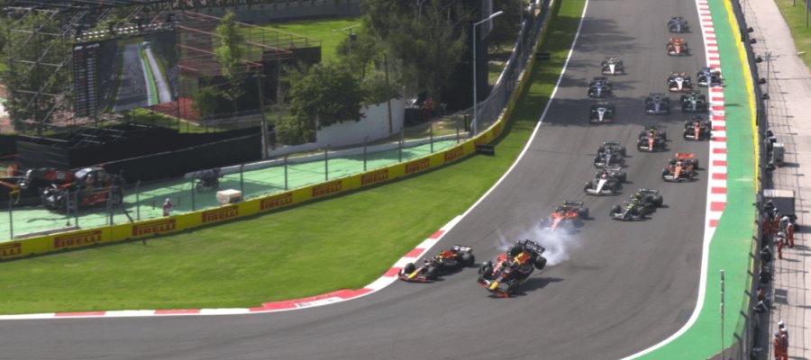 ¡Mi primera chamba! Checo abandona GP de México al chocar en primera vuelta con Leclerc