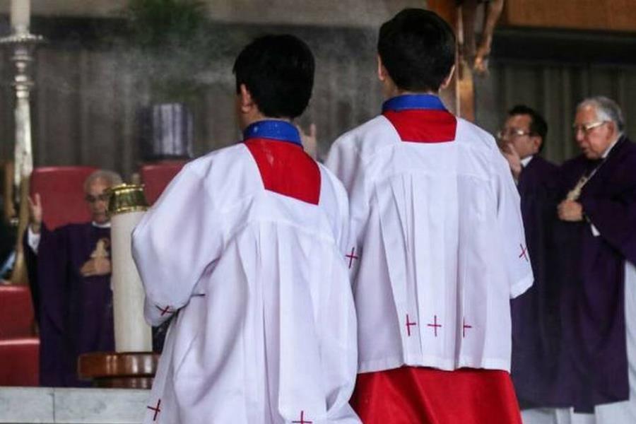 Ve Diócesis de Tabasco en monaguillos semillero de futuros sacerdotes