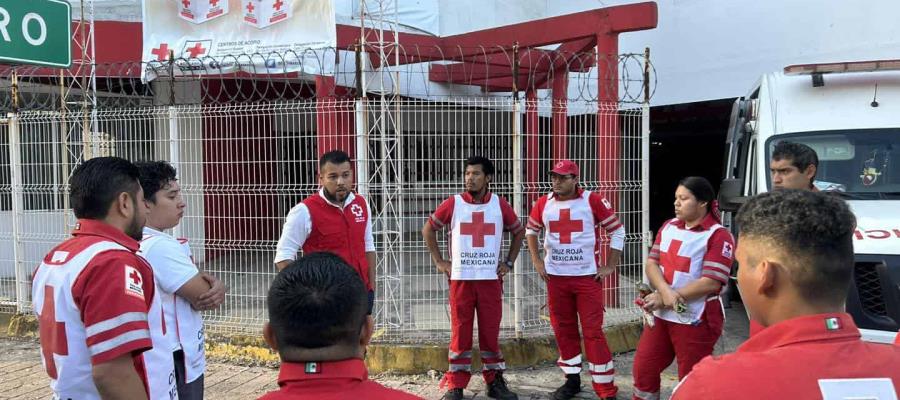 Cruz Roja Tabasco atiende un baleado, 2 atropellados y 4 accidentes durante festejos navideños