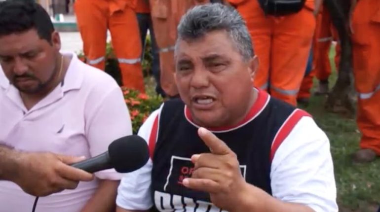 Obreros de Jalpa de Méndez se dicen desplazados; aseguran que Unión de Comerciantes acapara las obras